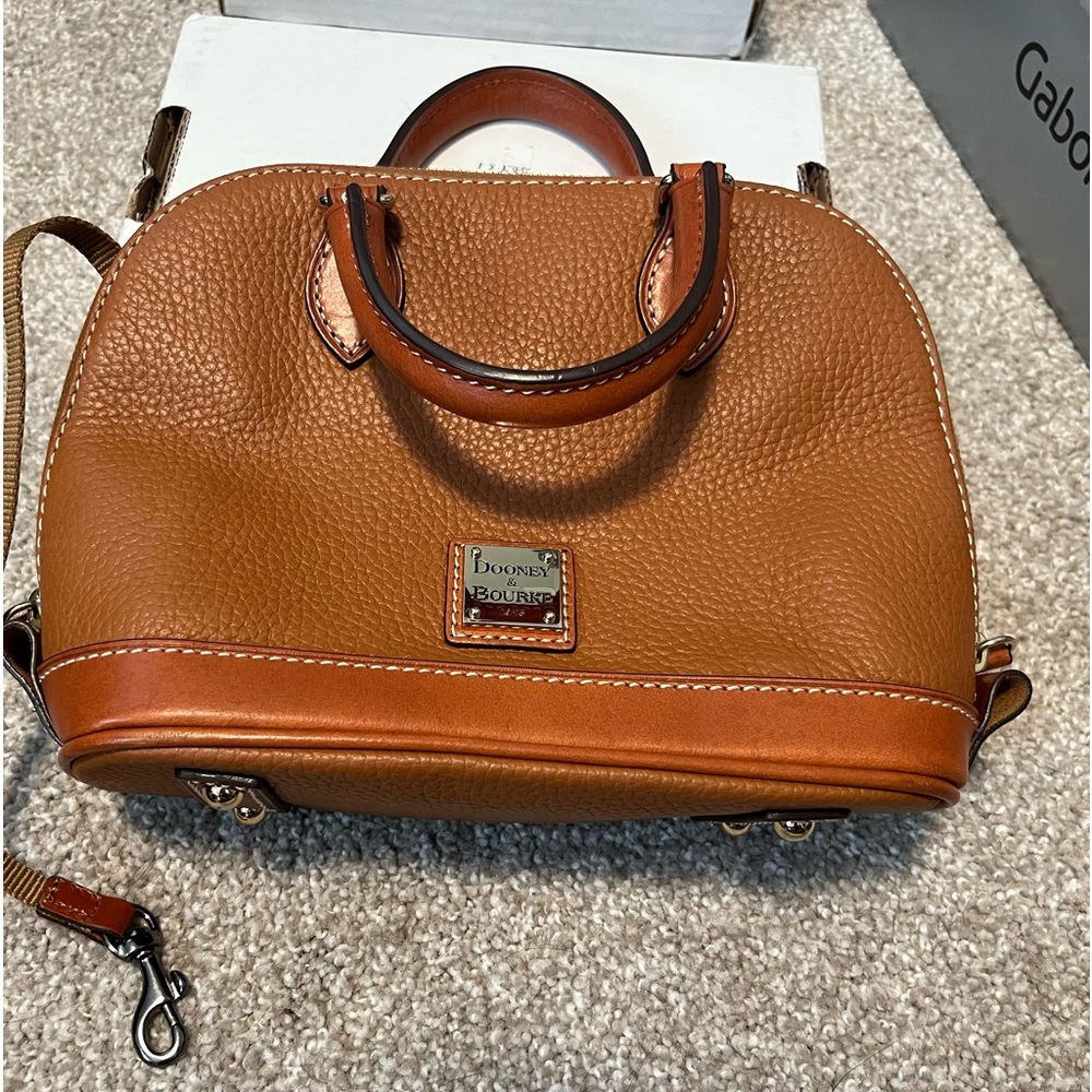 Dooney and Bourke Bitsy Bag